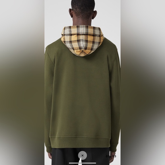 Burberry Oak Leaf Crest-embroidered sweatshirt in Olive - Picture 8 of 8